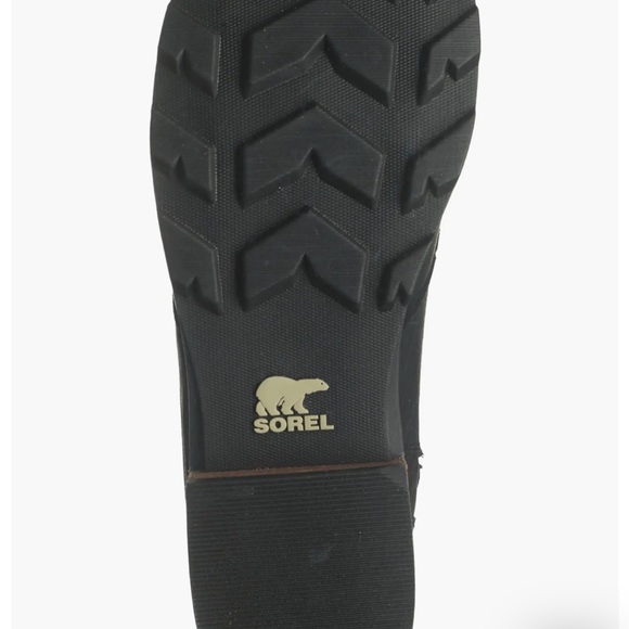 Emelie Genuine Shearling Short Lace-Up Boot - Picture 5 of 7